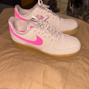 Nike women Air Force 1 low particle beige hyper pink